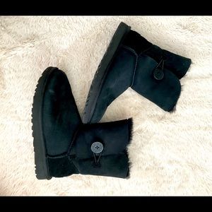 UGG Bailey Button II Boots